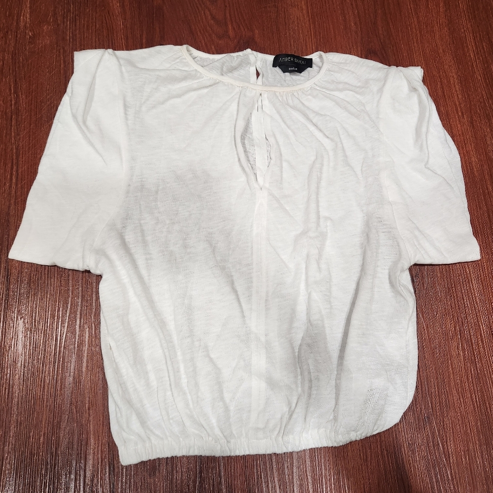 Amber Sakai Keyhole White Puff Sleeve Shirt